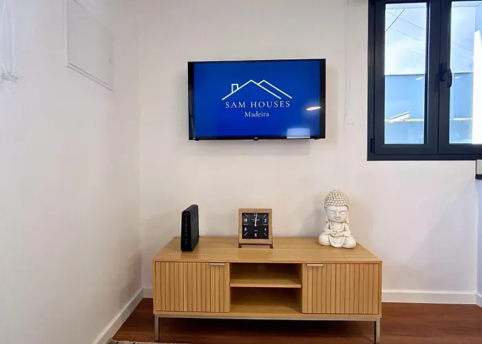 Holiday home Sophia House By Sam Canhas